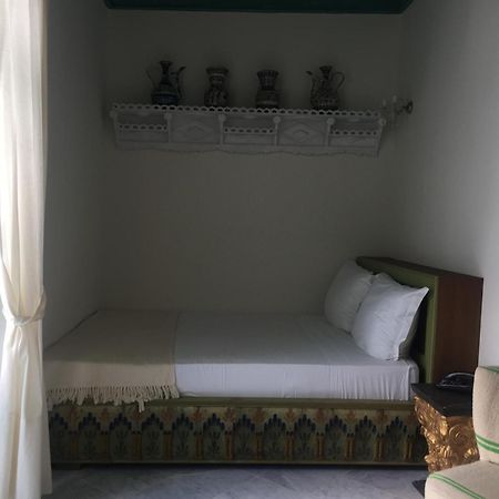 Dar Ben Gacem Kahia Bed & Breakfast Tunis Phòng bức ảnh