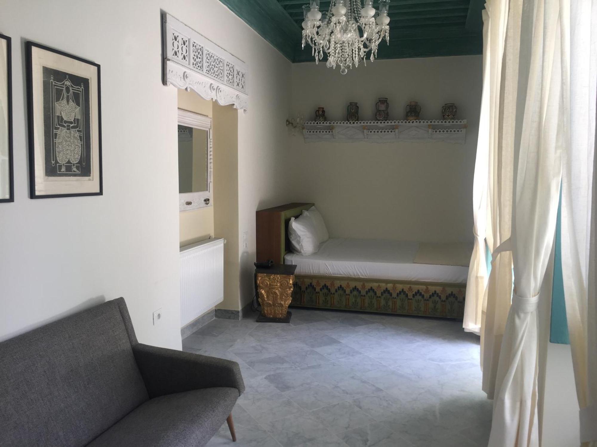 Dar Ben Gacem Kahia Bed & Breakfast Tunis Phòng bức ảnh